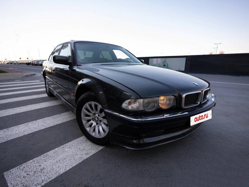 Бмв 7 2001 года
