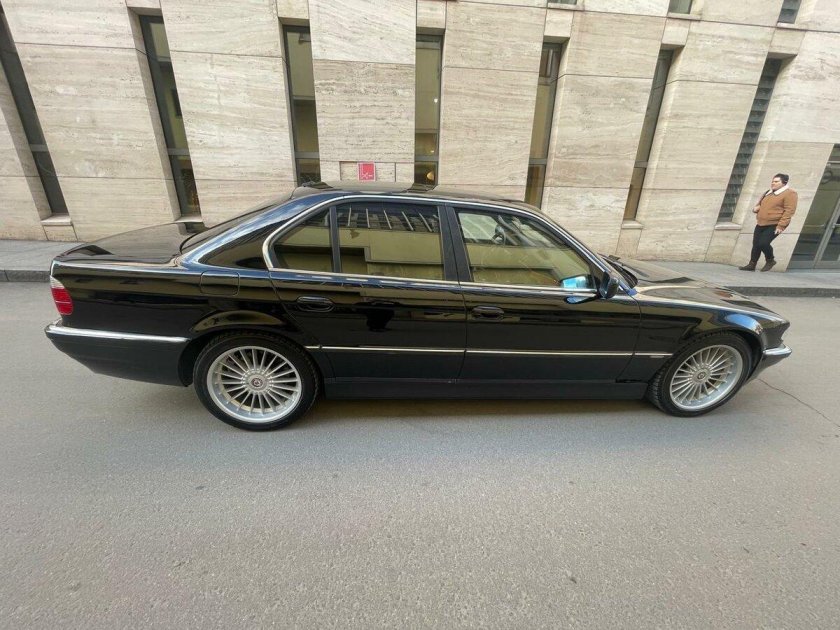 Bmw e38 alpina
