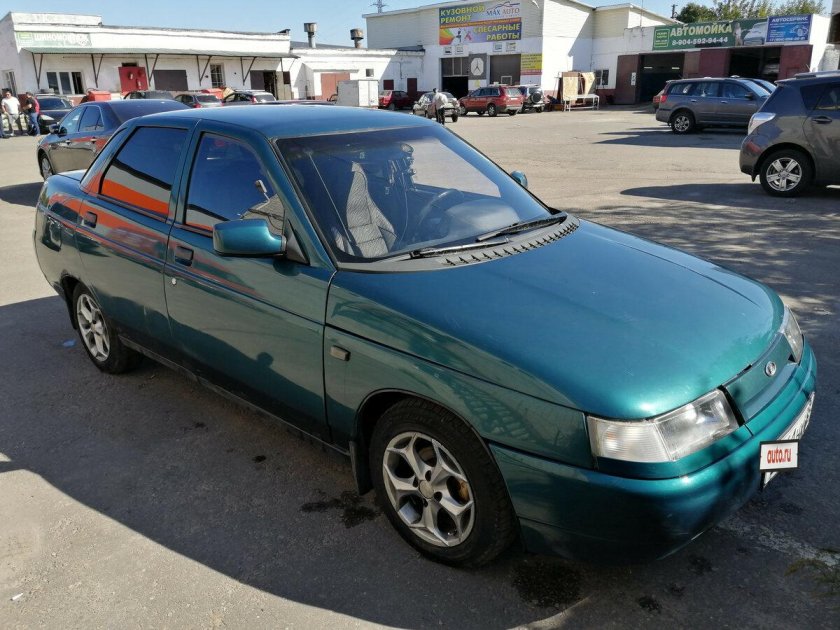 ВАЗ (Lada) 2110 зеленый