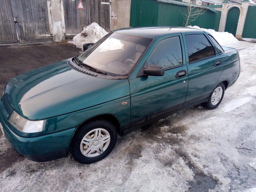 ВАЗ 2110 изумруд металлик