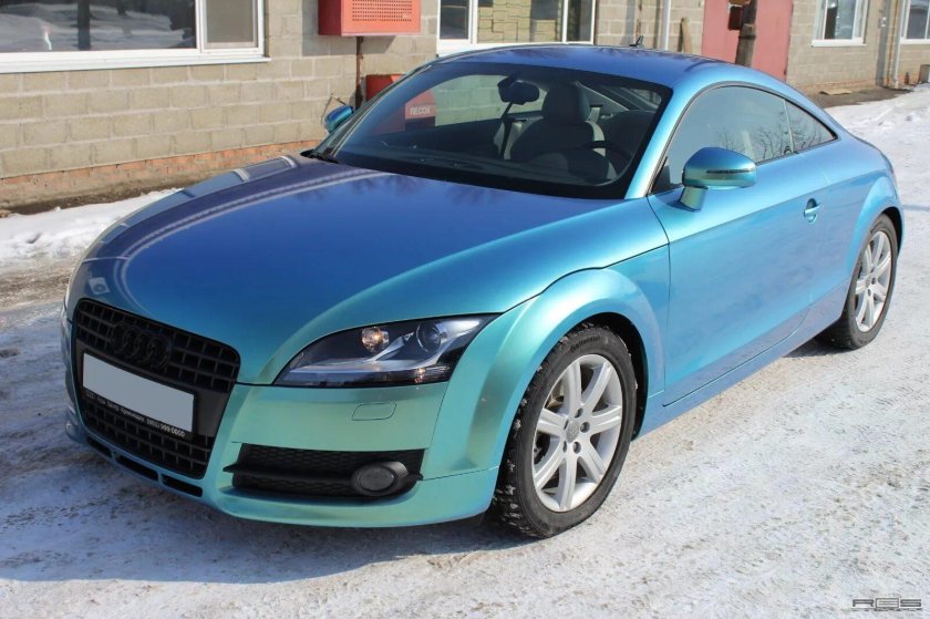 Ауди ТТ зеленая