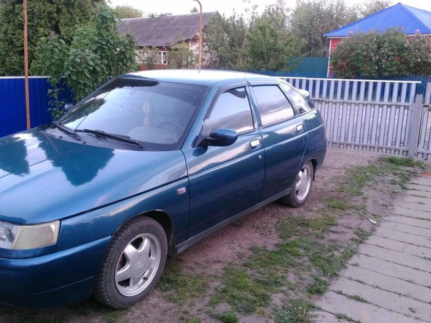 ВАЗ 2112 2005 год