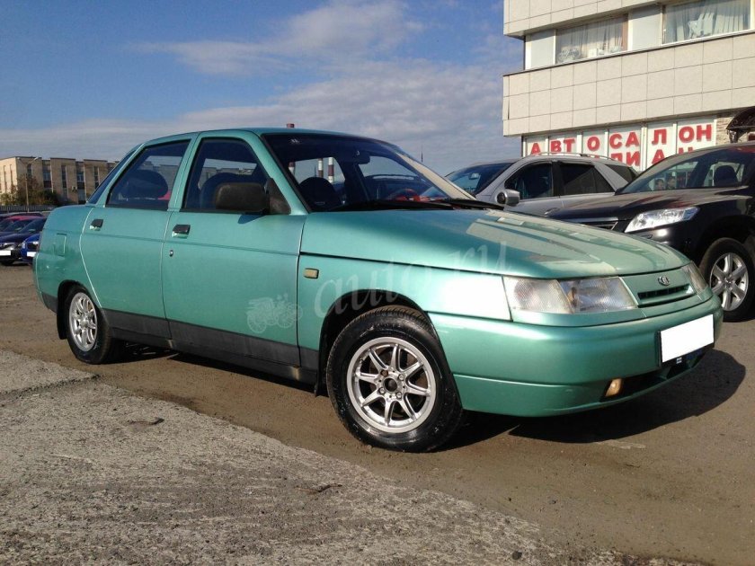 ВАЗ 2110 серебристо зеленый металлик