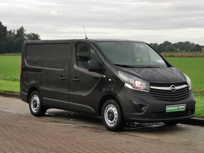 Опель виваро а