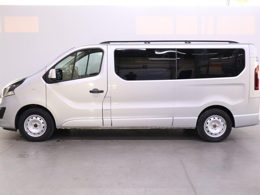 Опель Виваро Лонг