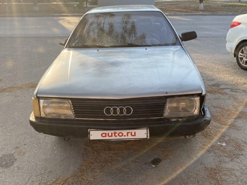 Audi 100 iii