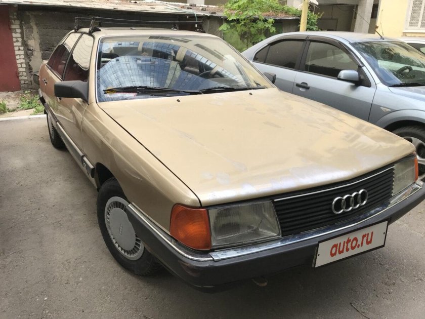 Ауди 100 1983