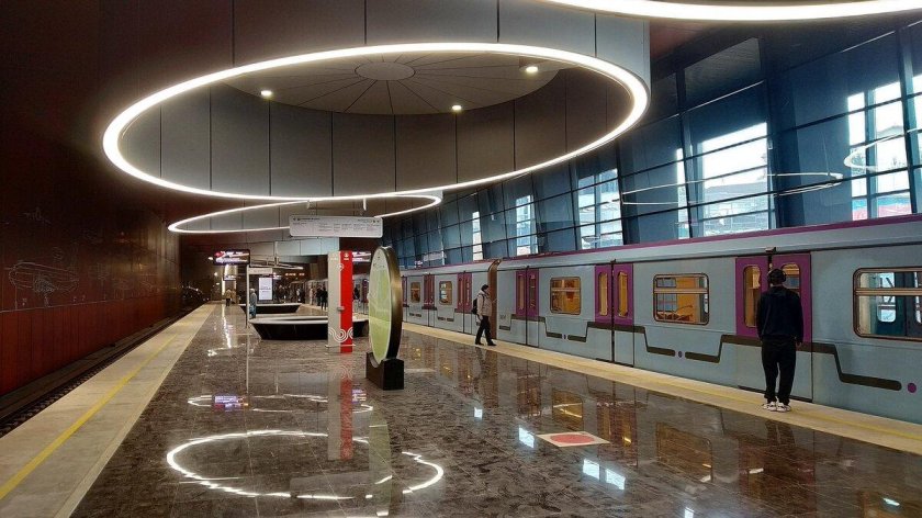 Станция метро Пыхтино