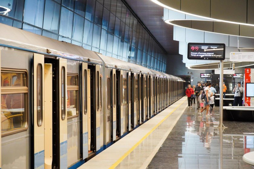 Станция метро Пыхтино