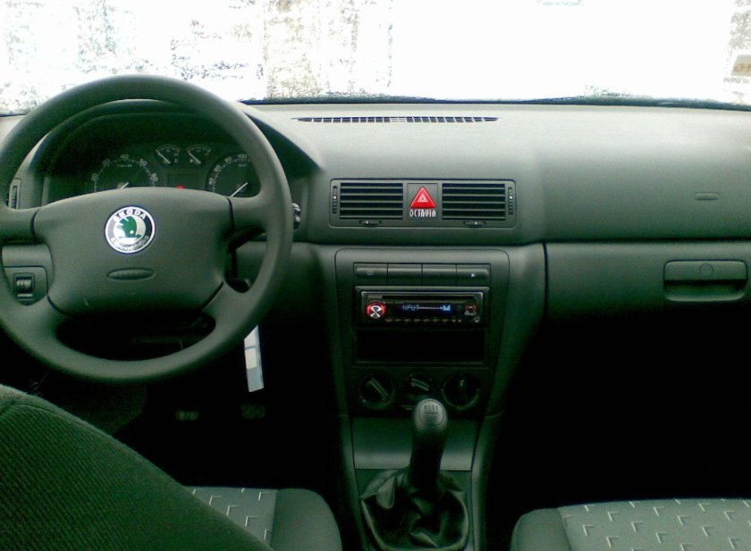 Skoda Octavia Tour 2008 салон
