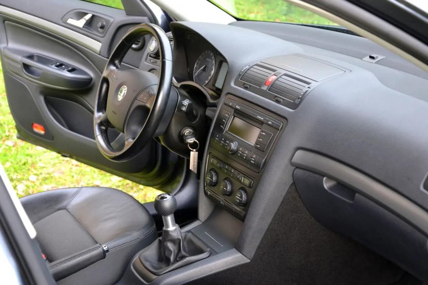 Skoda octavia a5 interior