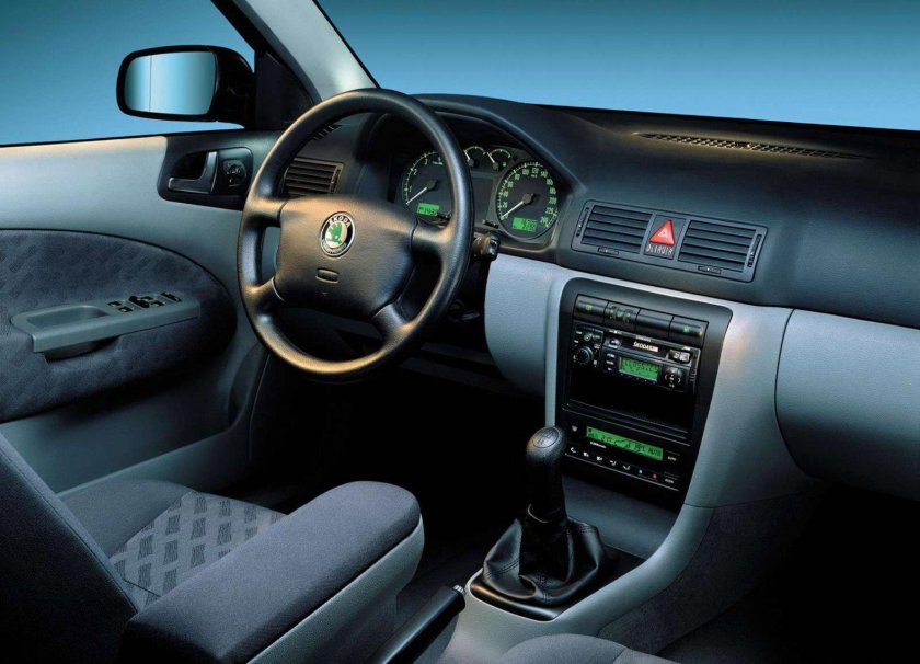 Skoda Octavia Tour 1.4 салон