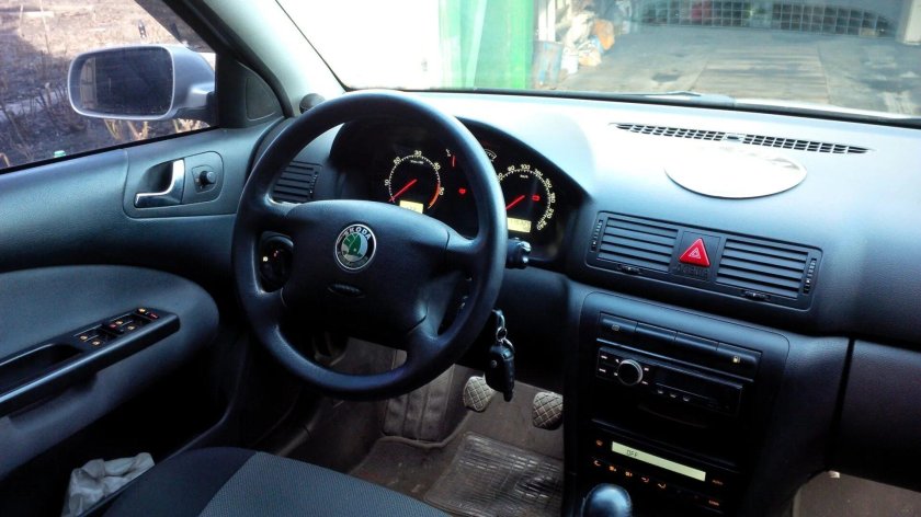 Skoda Octavia Tour 2008 салон
