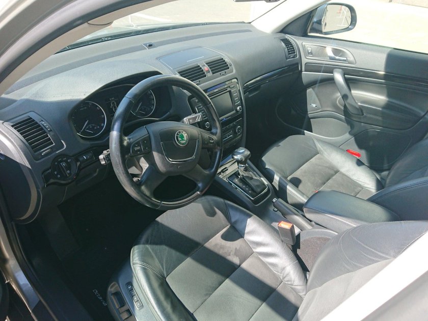 Шкода Октавия а4 салон