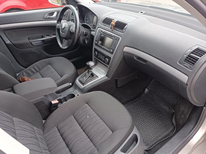 Шкода октавия 2012 1.8