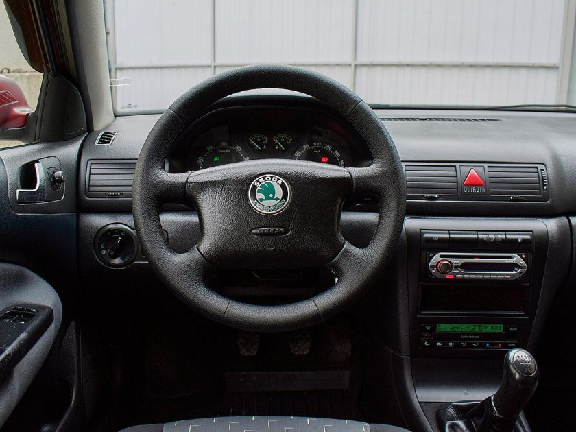 Skoda octavia 1 рестайлинг салон