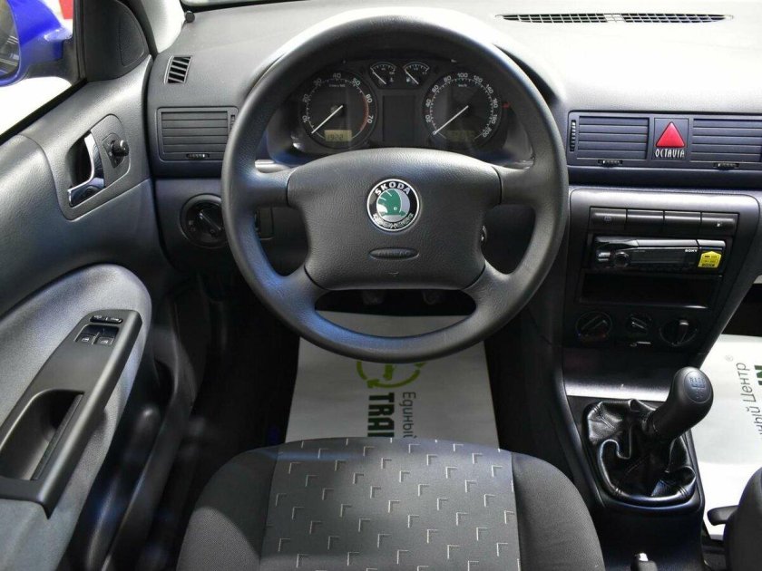 Skoda Octavia Tour 2008 салон