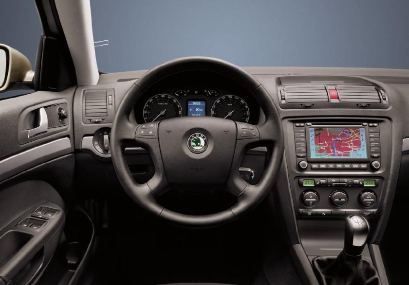 Skoda Octavia a5 дорестайлинг салон