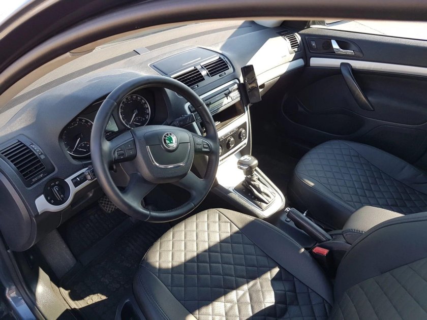 Skoda Octavia, 2009 салон