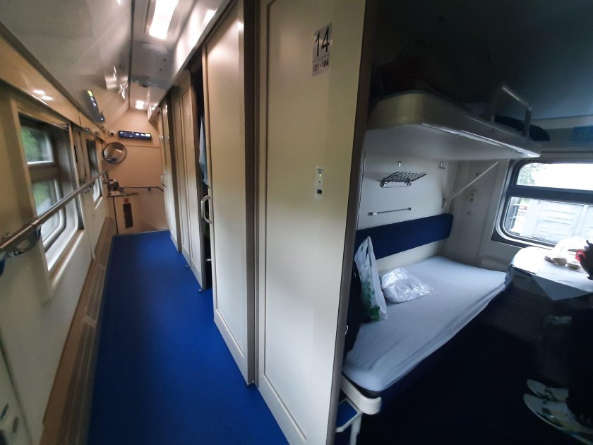 Поезд 159а двухэтажный