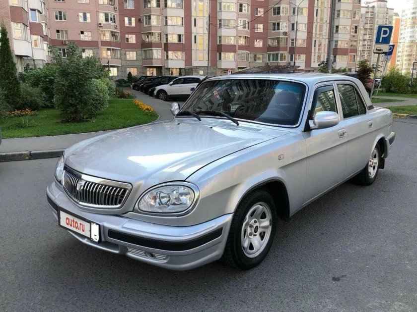 Волга ГАЗ 31105