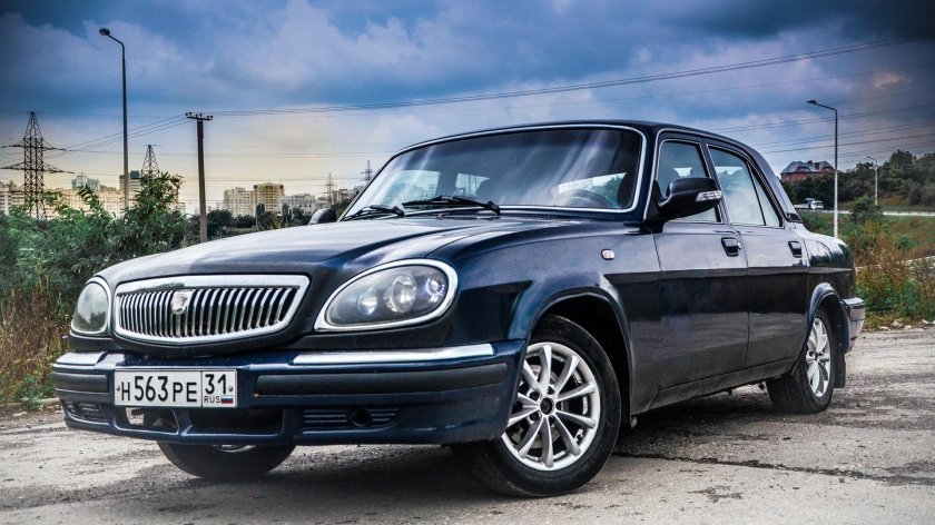 Волга ГАЗ 31105