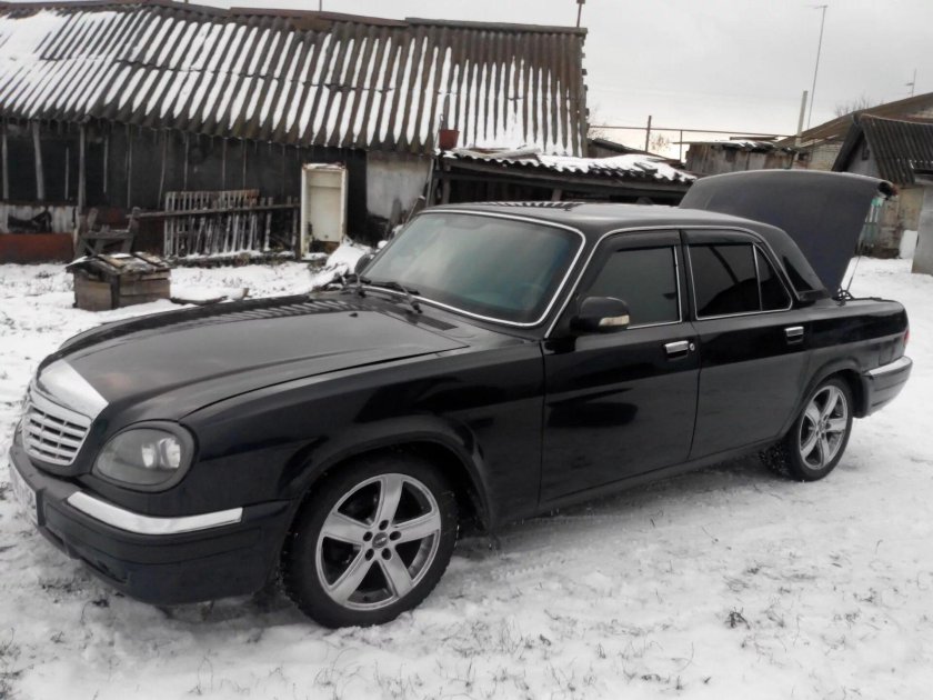 Волга ГАЗ 31105
