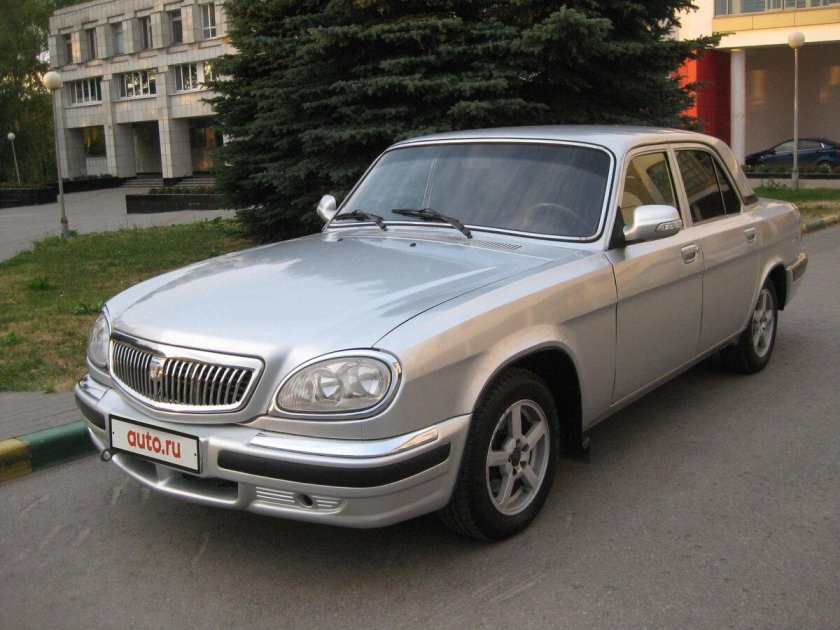 Волга ГАЗ 31105