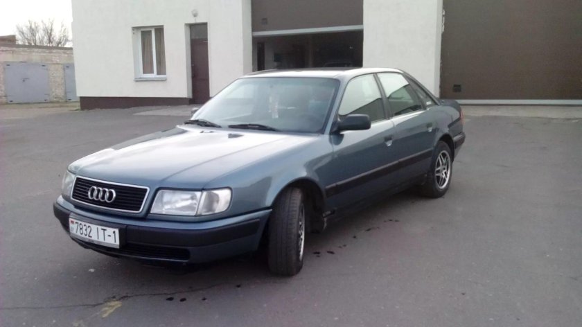 Ауди 100 2.3 1991