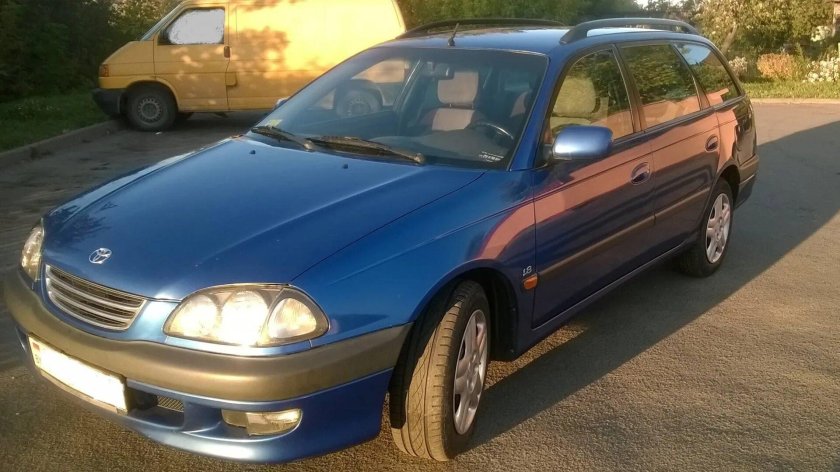 Toyota Avensis 1998
