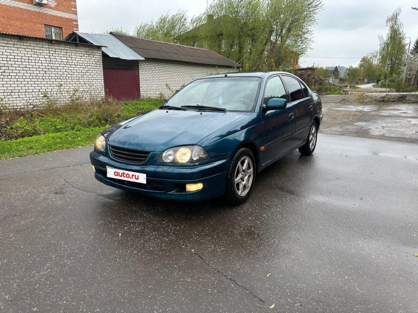 Тойота авенсис 1999 года