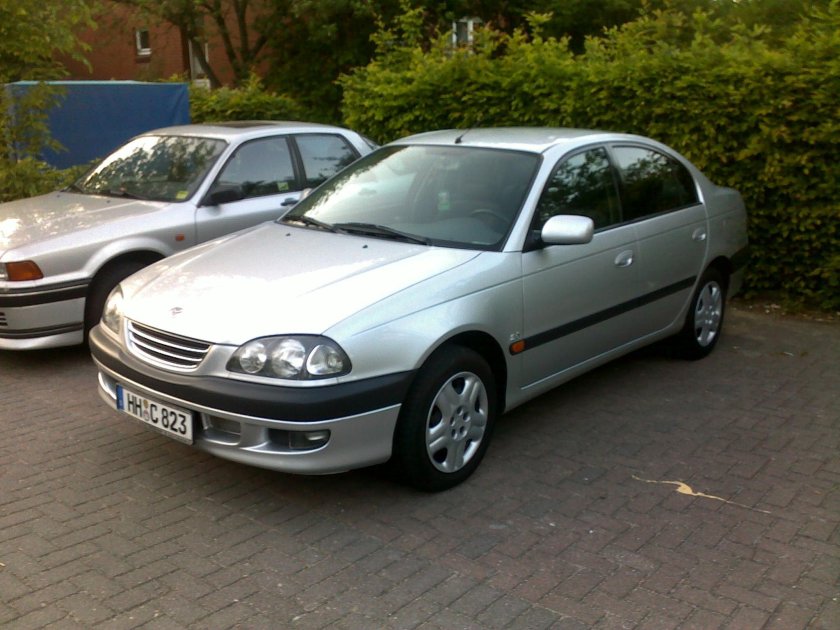 Toyota Avensis 1998