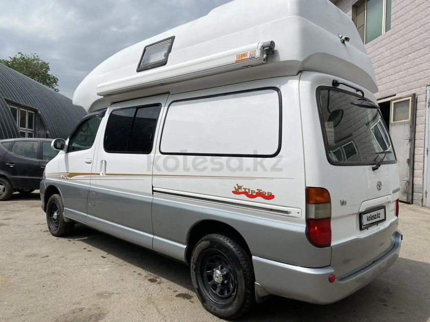 Toyota Grand Hiace