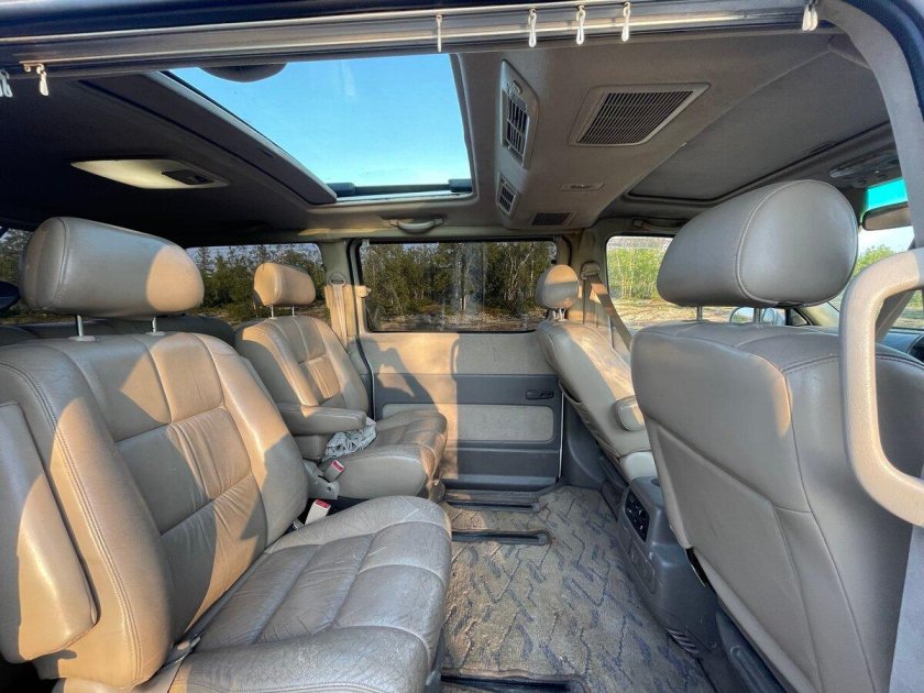 Toyota grand hiace салон