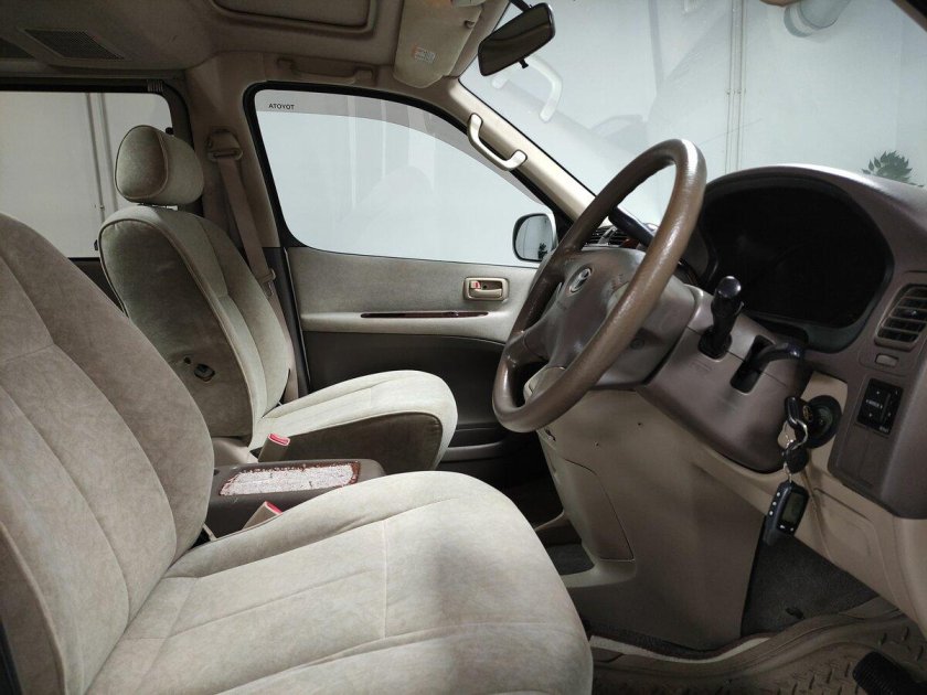 Toyota grand hiace 1999 2002