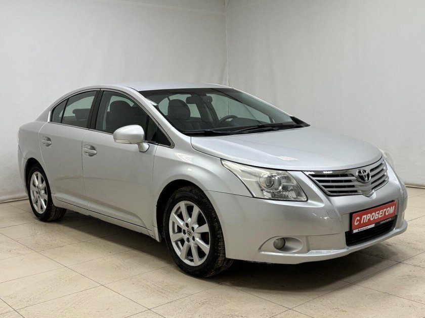 Тойота авенсис 2009 года