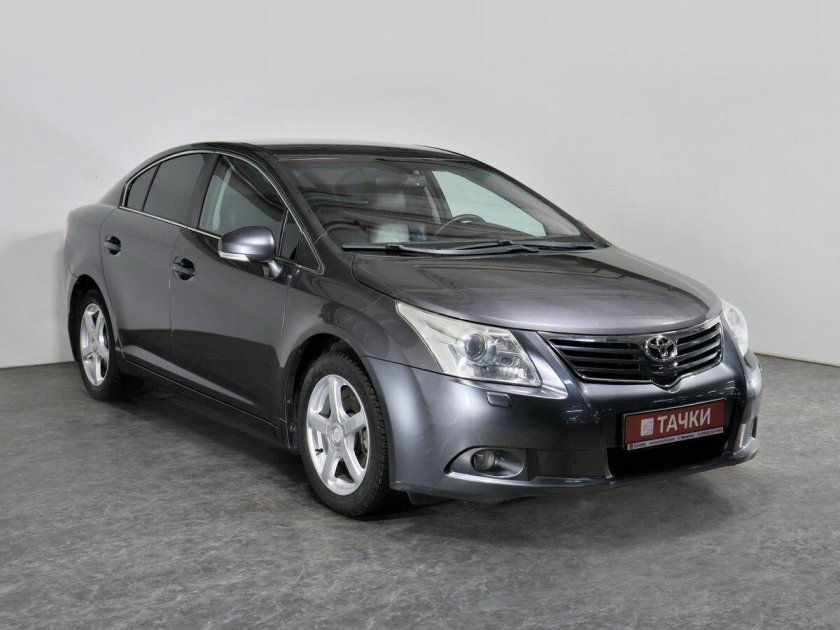 Toyota avensis 2011