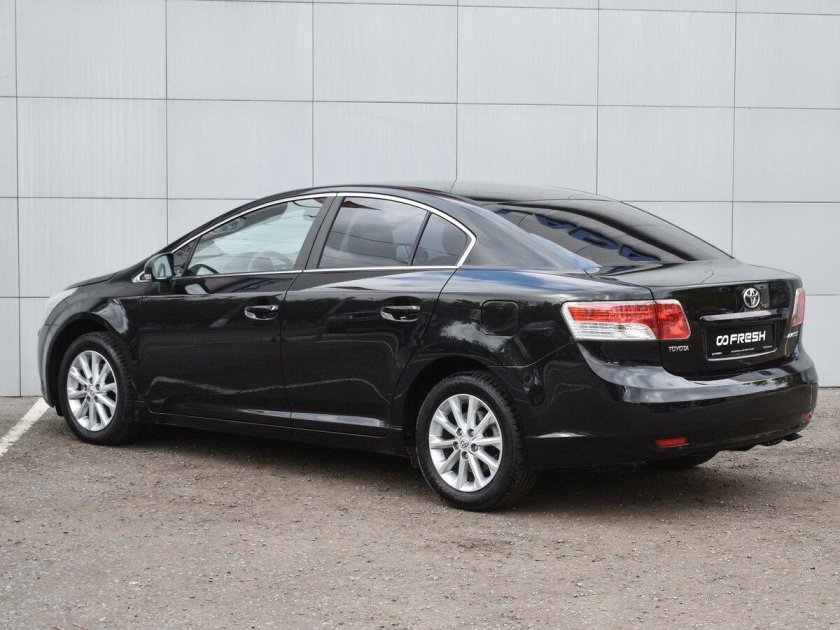 Toyota Avensis 2011