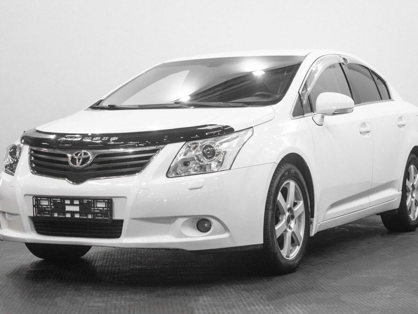 Белый Toyota Avensis III 1.8 CVT (147 Л.С.) С пробегом
