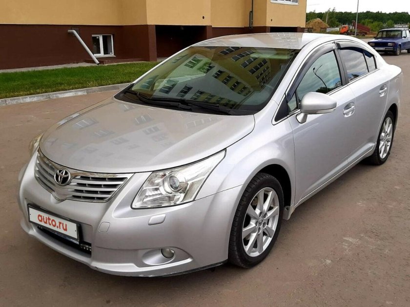 Toyota Avensis 2011