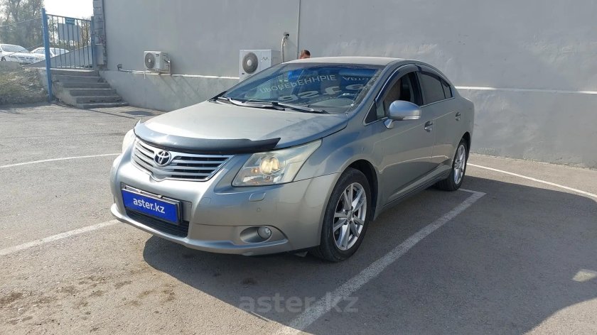 Toyota Avensis 2011