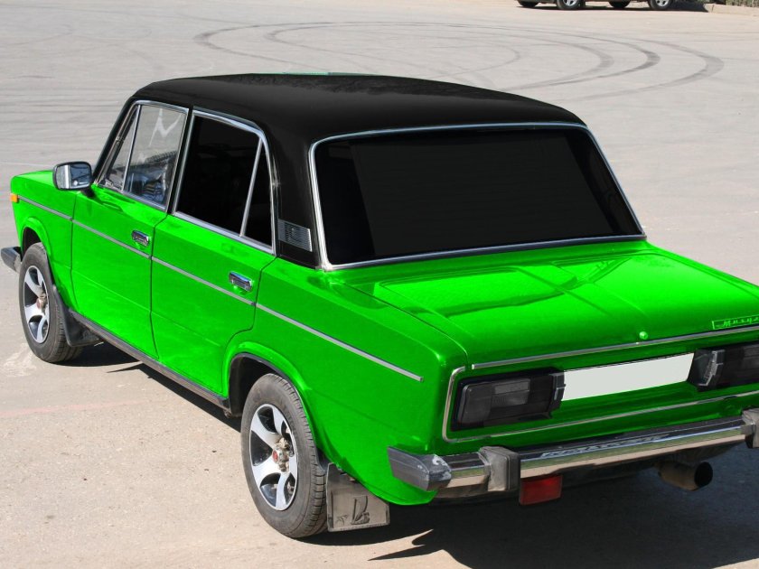 Зелёный ВАЗ 2106 Жигули