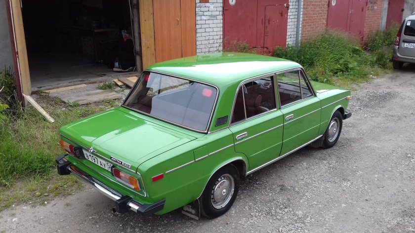 ВАЗ 2106 зеленая