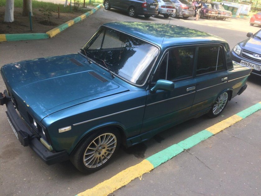 ВАЗ 2106 темно синий металлик