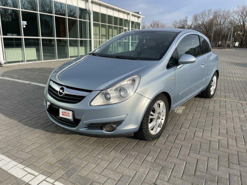 Опель корса 1.4 2007