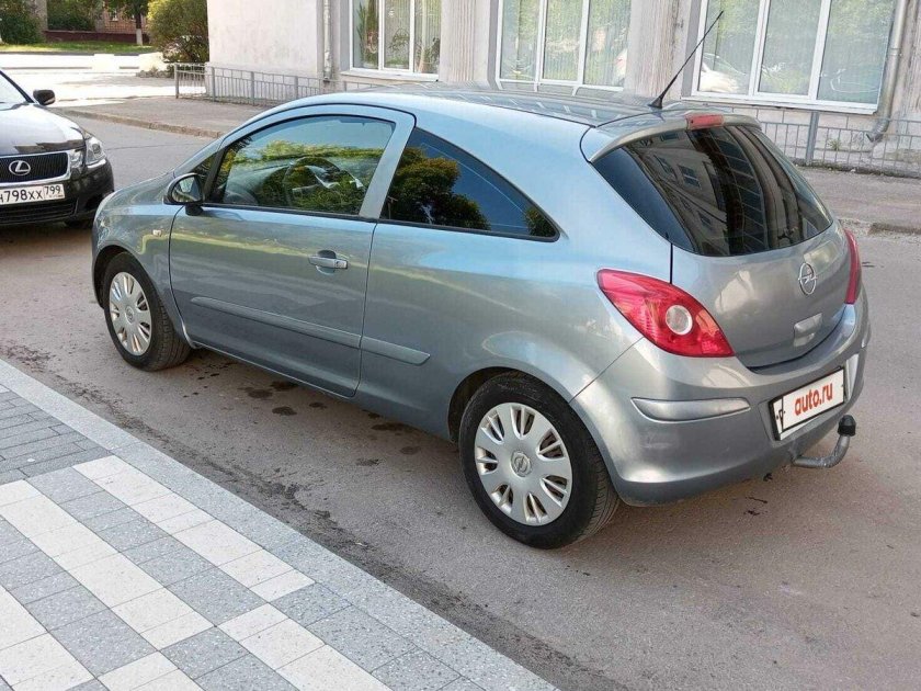 Опель Корса 2007 черная