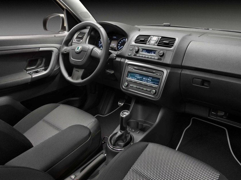 Skoda Roomster салон