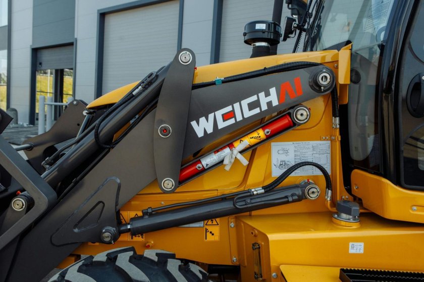Weichai экскаватор-погрузчик wlb468-II