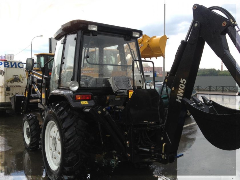 Экскаватор-погрузчик Lovol flb468