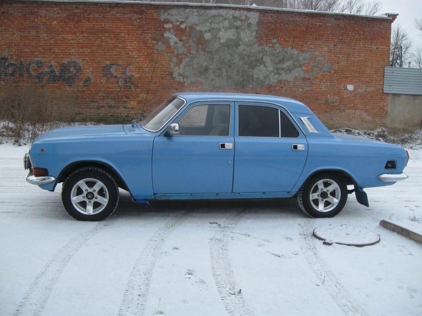 ГАЗ 2410 голубая